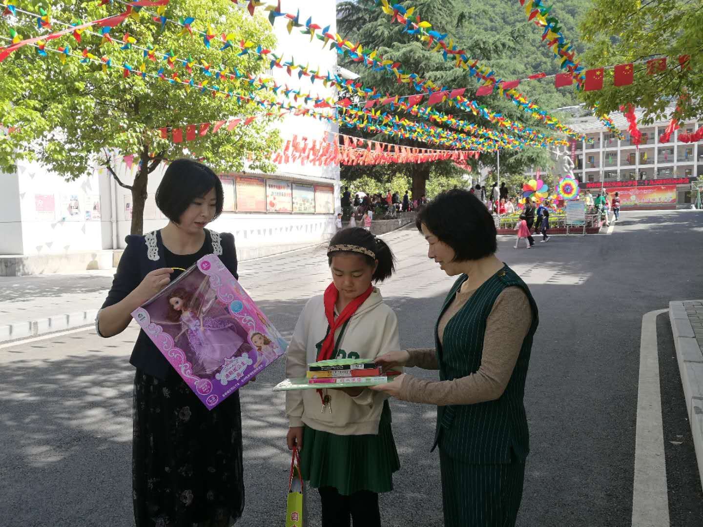 情系儿童 圆满心愿2.jpg